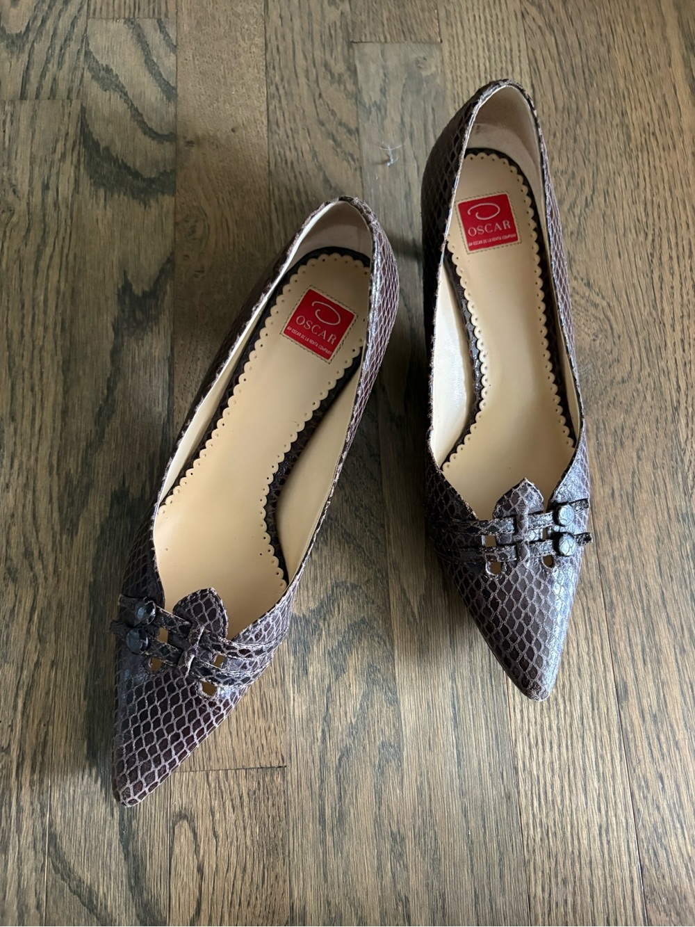 Oscar de la Renta VINTAGE Brown Snake-Print Pointed Toe Herls